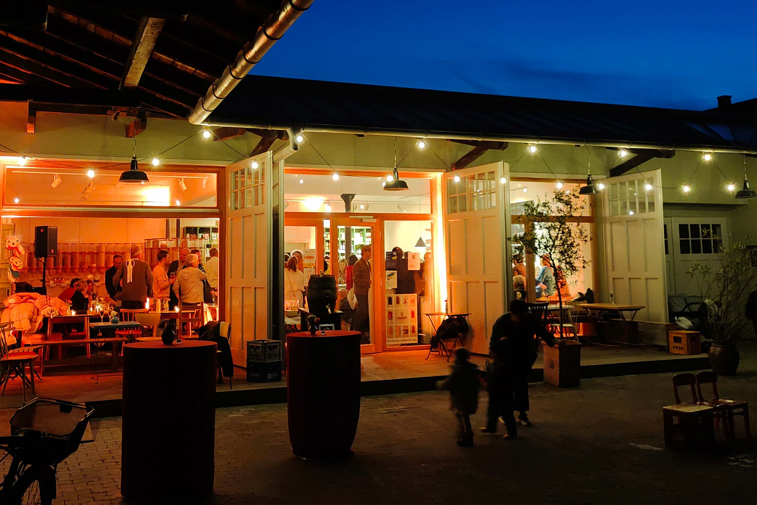 Außenansicht Laden Veranstaltung